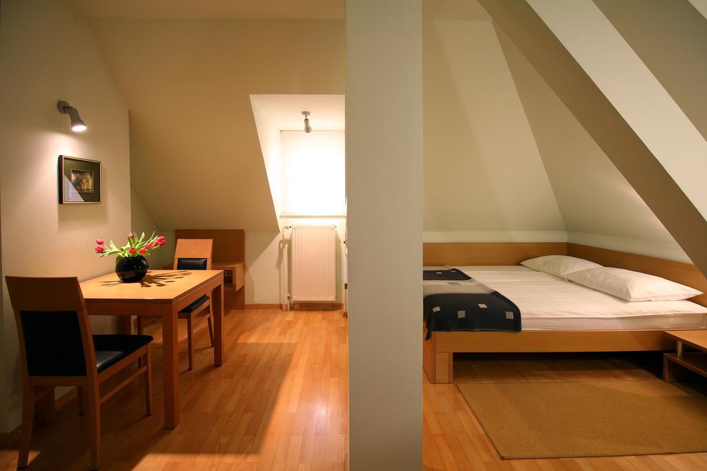 Apartments Villa Boltez كراني الغرفة الصورة