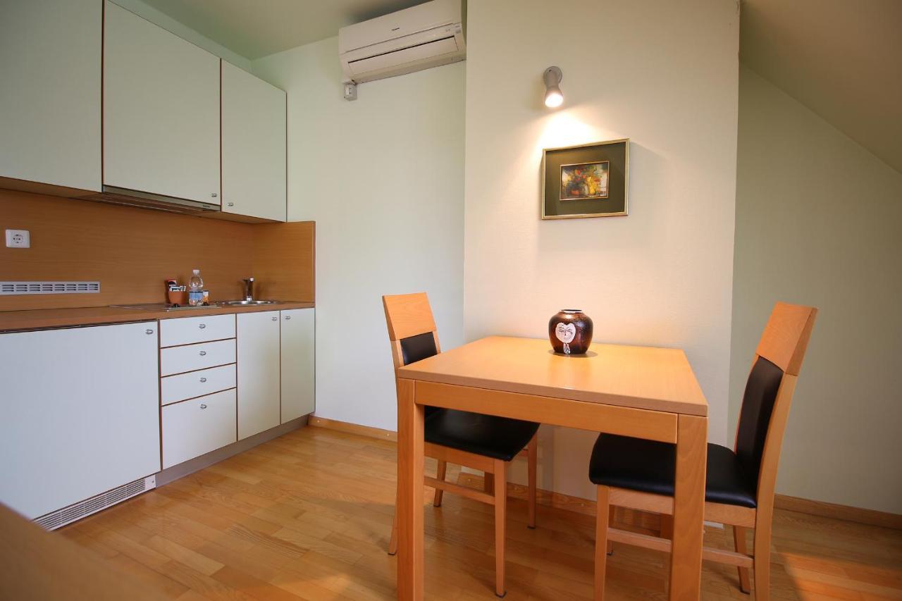 Apartments Villa Boltez كراني المظهر الخارجي الصورة