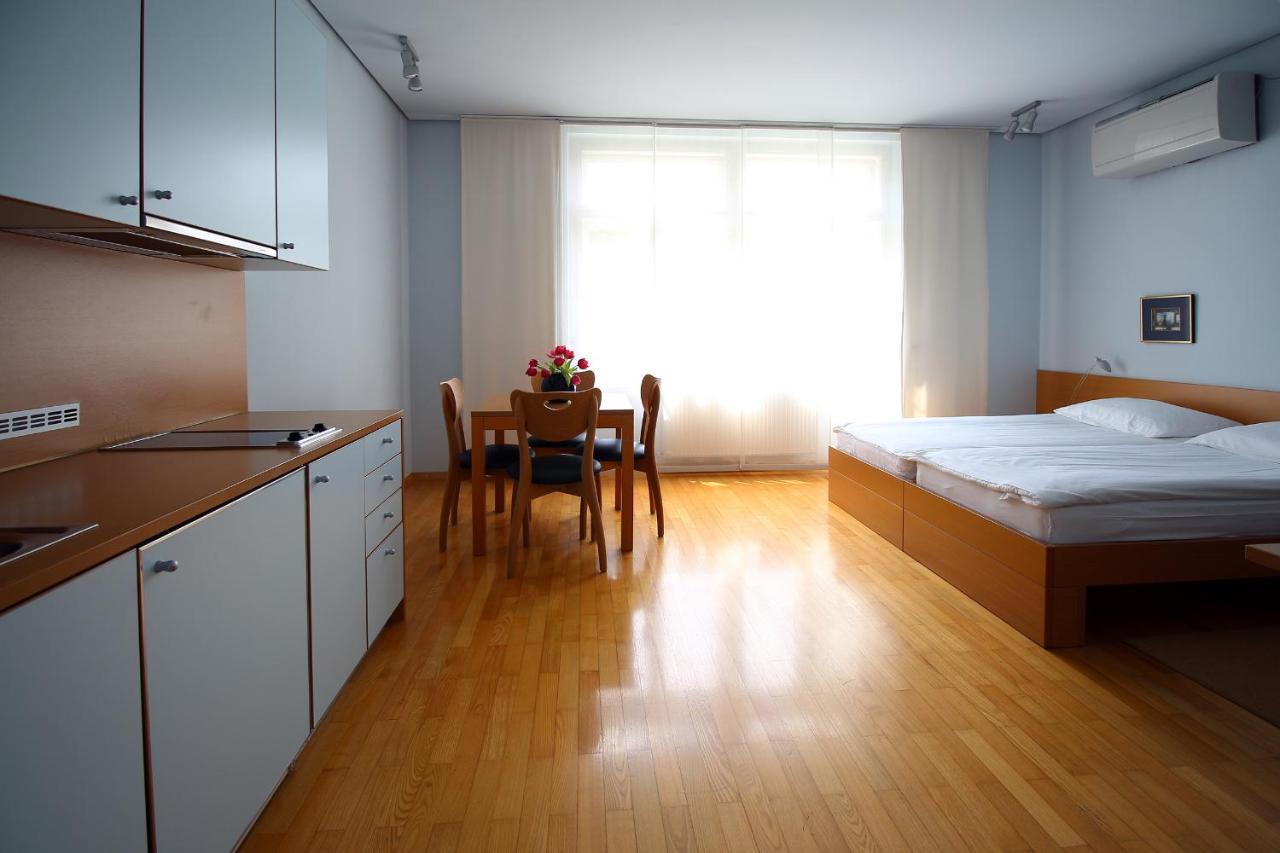 Apartments Villa Boltez كراني المظهر الخارجي الصورة