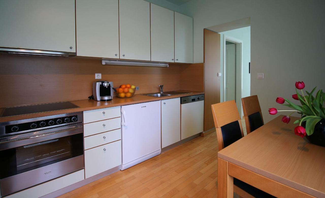 Apartments Villa Boltez كراني المظهر الخارجي الصورة